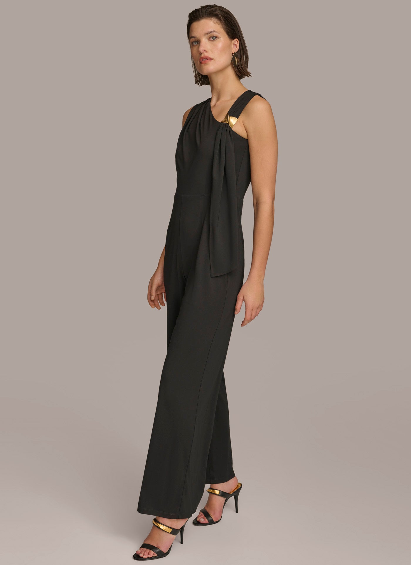 (image for) EXTRAORDINARY ASYMMETRICAL NECK JUMPSUIT